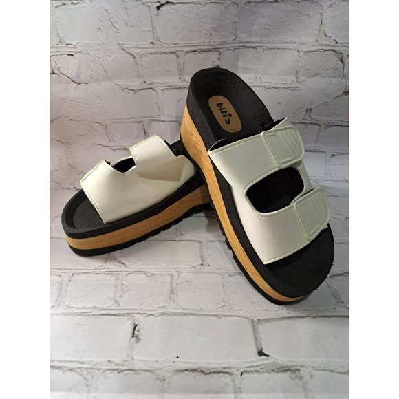 Bitis White Slip on platform‎ sandals NEW - Picture 2 of 6
